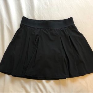 Lululemon Tennis Time Skirt size 6